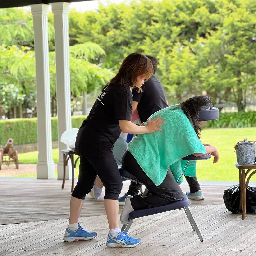 Blys_Corporate_Massage_Chair_Massage