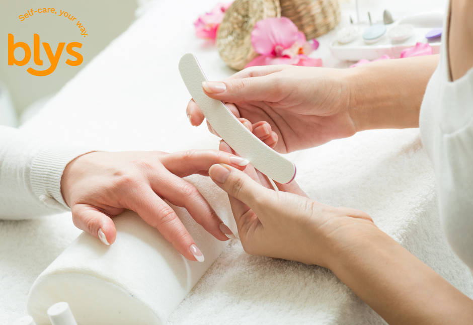 at home manicure service